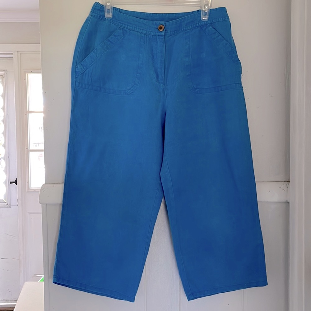 Chico’s blue linen capri pants